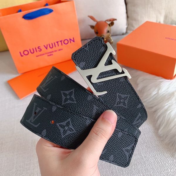 L*ouis V*uitton Belts Top Version 39mm