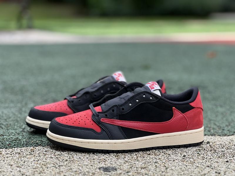 Travis Scott x Air Jordan 1 DM7866-061