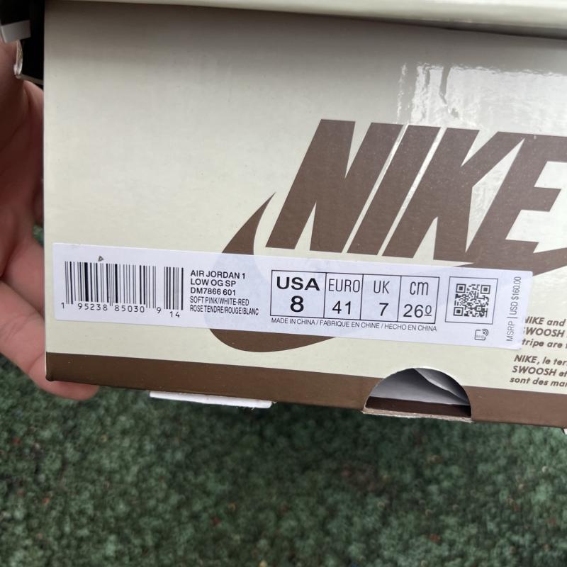 Travis Scott x Air Jordan 1 Low OG