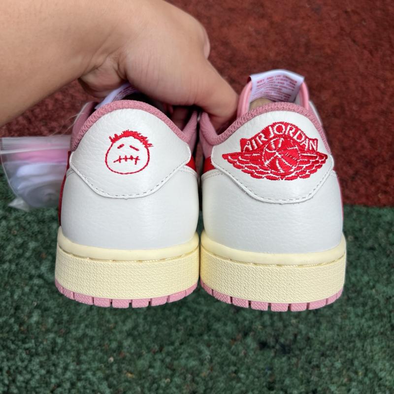 Travis Scott x Air Jordan 1 Low OG