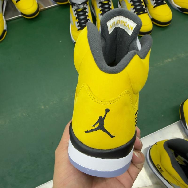 Jordan 5 Retro Tokyo T23