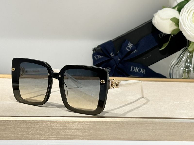 D*ior Glasses Top XX 20240511-1